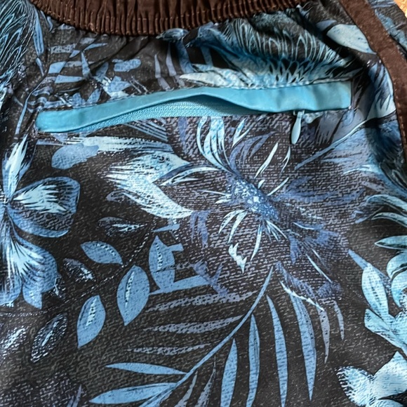 TWO Pacific Scene Men’s Lined Swim Trunks - Picture 8 of 16